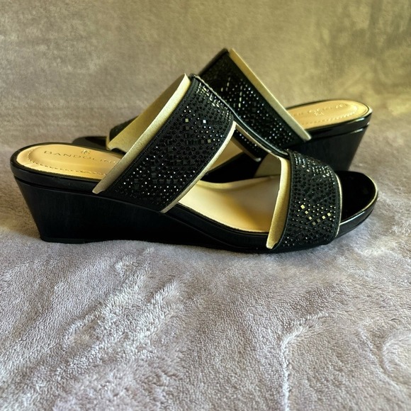 Bandolino Shoes - Bandolino BNILUVIT2 Black Rhinestone Wedge Sandals T-Strap Mules Womens 6M